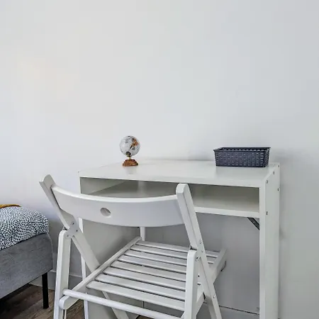 3 Avec Billard - Centre Apartment